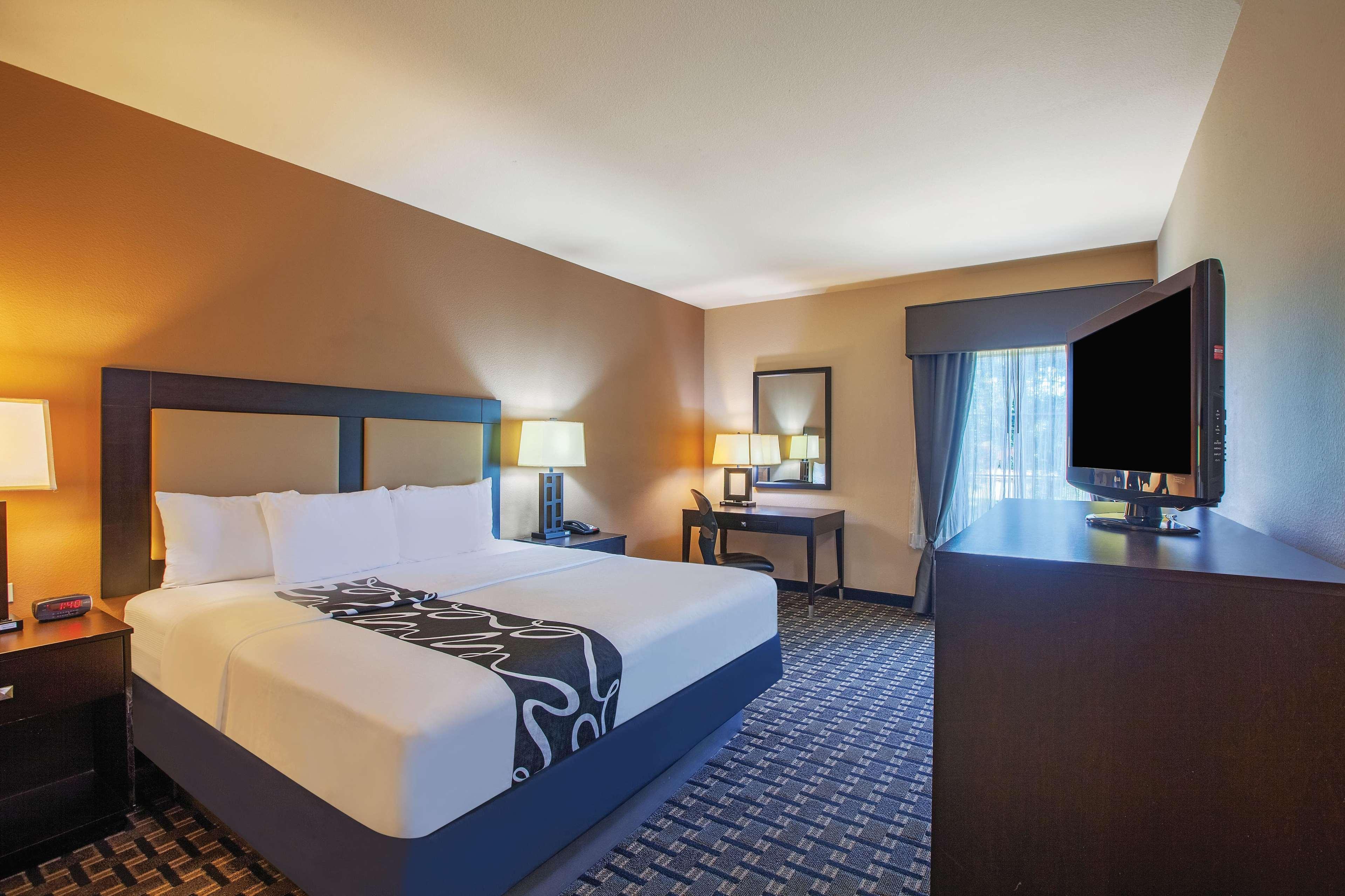 La Quinta By Wyndham Jacksonville, Texas Экстерьер фото
